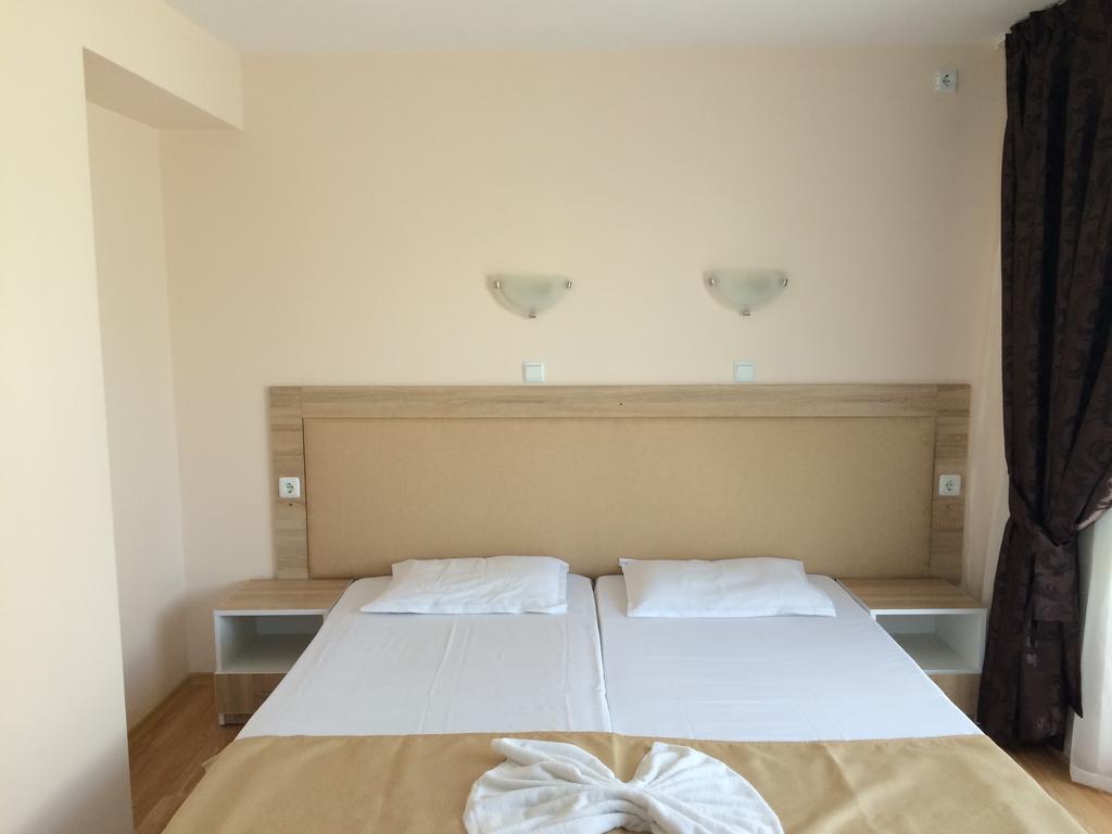 Beach Aparthotel Salt Lake Pomorie Kültér fotó